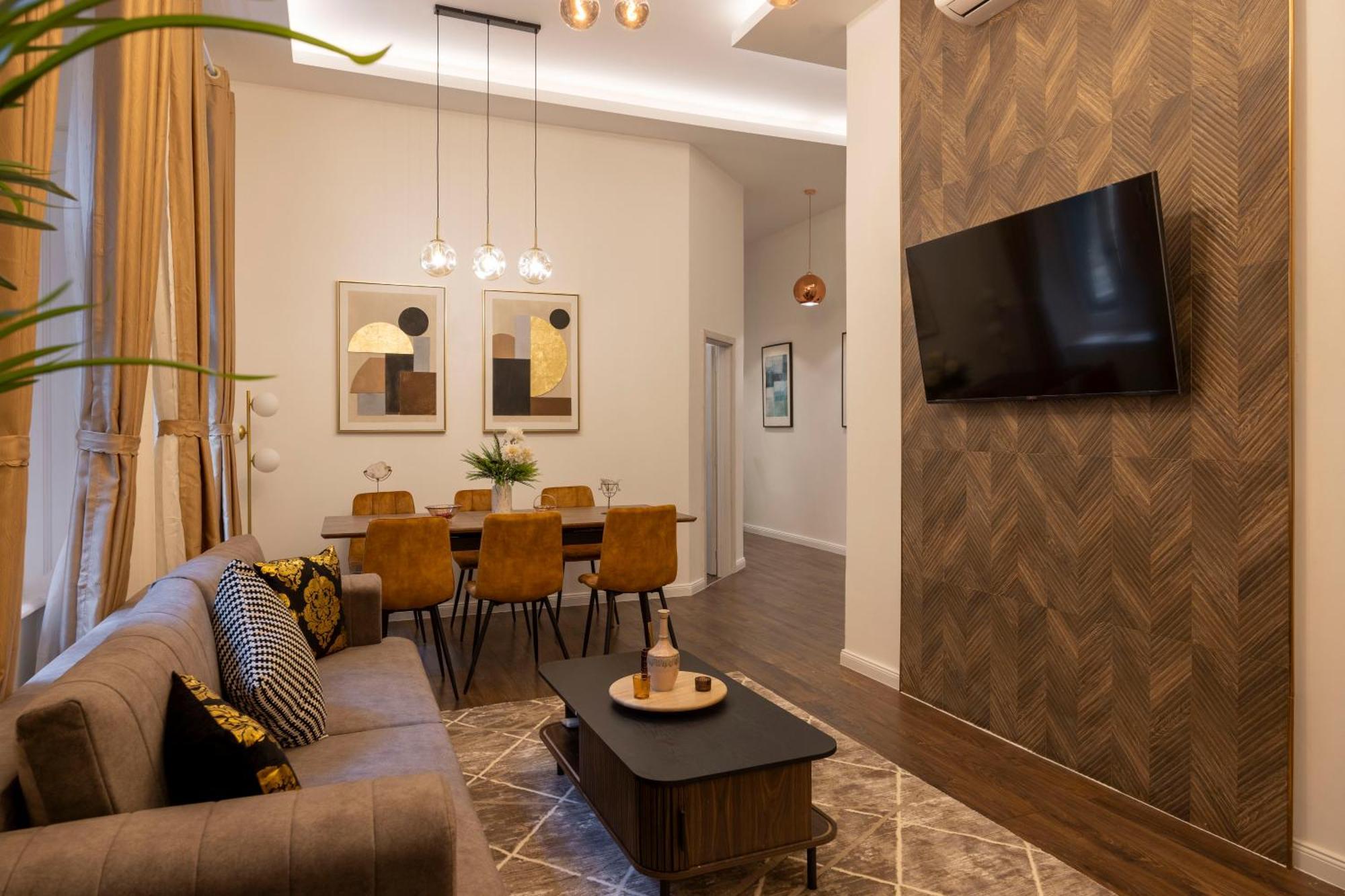 Exclusive Downtown Quentin Residence By Prestige Homes 布达佩斯 外观 照片