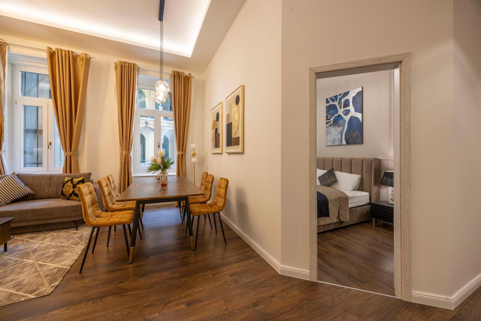 Exclusive Downtown Quentin Residence By Prestige Homes 布达佩斯 外观 照片
