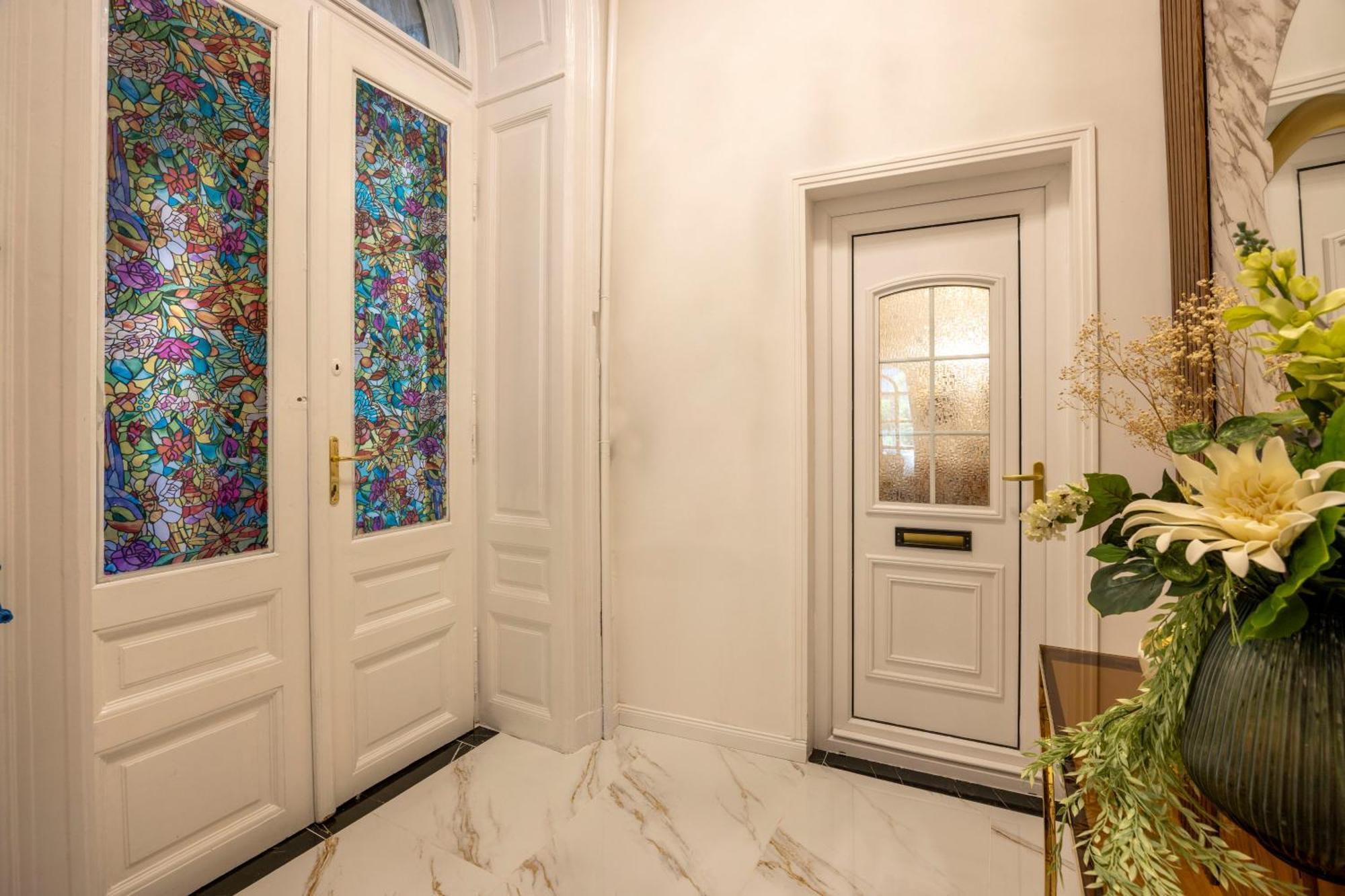 Exclusive Downtown Quentin Residence By Prestige Homes 布达佩斯 外观 照片